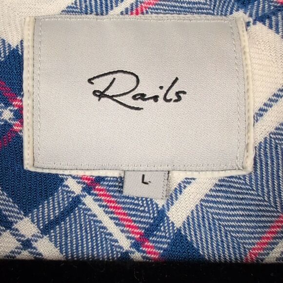 Rails Hunter Plaid Button Front Shirt Size L - Picture 2 of 11
